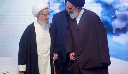 نخستین کنگره یکصد هزار شهید روحانی استان قم
