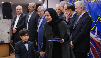 تقدیر از برگزیدگان المپیادهای علمی
