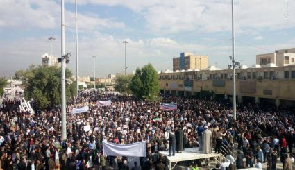  قیام سراسری ایران علیه آشوبگران