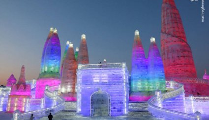  جشنواره بناهای یخی هاربین‎