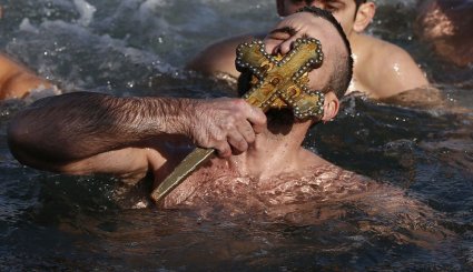 تصاویر/ جشن اپیفانی در نقاط مختلف جهان‎

