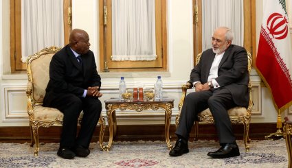 دیدار وزیر امور خارجه با نمایندگان کشورهای لهستان،غنا،شیلی
