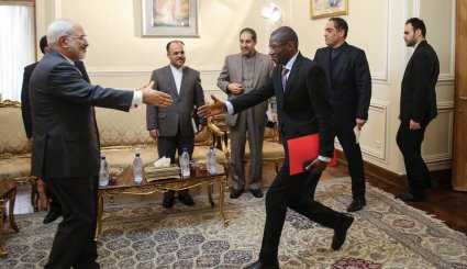 دیدار وزیر امور خارجه با نمایندگان کشورهای لهستان،غنا،شیلی
