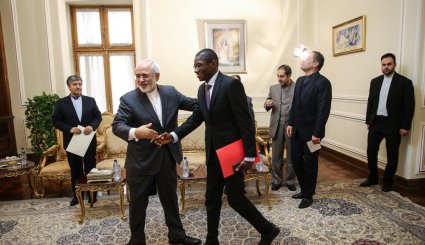 دیدار وزیر امور خارجه با نمایندگان کشورهای لهستان،غنا،شیلی
