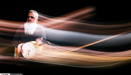 جشنواره ای برای رنگها و آواها
