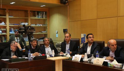 تصاویر/ نشست مشترک کمیسیون اقتصادی مجلس با وزرای اقتصادی دولت
