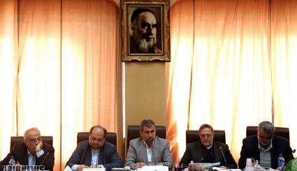 تصاویر/ نشست مشترک کمیسیون اقتصادی مجلس با وزرای اقتصادی دولت
