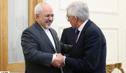 دیدار جک استراو وزیر خارجه اسبق انگلیس با ظریف
