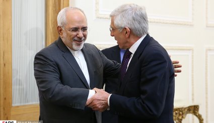 دیدار جک استراو وزیر خارجه اسبق انگلیس با ظریف
