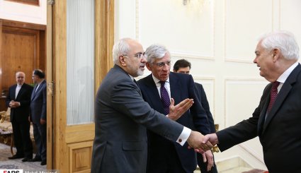 دیدار جک استراو وزیر خارجه اسبق انگلیس با ظریف
