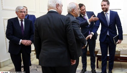 دیدار جک استراو وزیر خارجه اسبق انگلیس با ظریف
