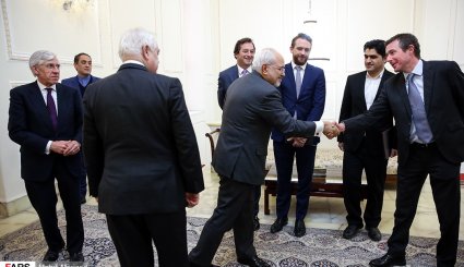 دیدار جک استراو وزیر خارجه اسبق انگلیس با ظریف

