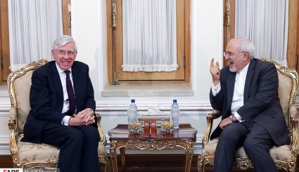 دیدار جک استراو وزیر خارجه اسبق انگلیس با ظریف
