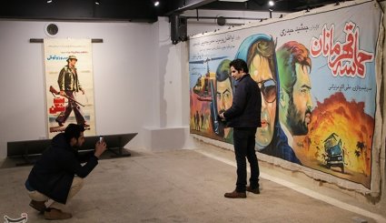 نمایشگاه پلاکارد سردرهای سینما

