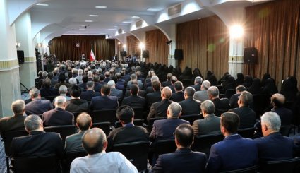 تصاویر دیدار رهبر معظم انقلاب با مسئولان وزارت خارجه