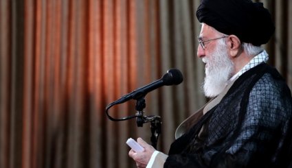 تصاویر دیدار رهبر معظم انقلاب با مسئولان وزارت خارجه