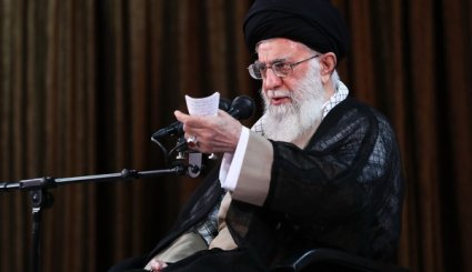 تصاویر دیدار رهبر معظم انقلاب با مسئولان وزارت خارجه