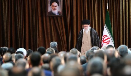 تصاویر دیدار رهبر معظم انقلاب با مسئولان وزارت خارجه