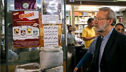 گپ و گفت رئیس مجلس با کسبه بازار تهران