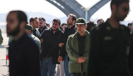 تصاویری تکان دهنده از انتظار خانواده های شهدای عملیات تروریستی زاهدان