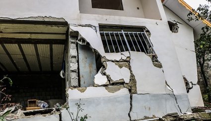 خسارات به جا مانده از رانش زمین در روستای لیلیم املش - گیلان