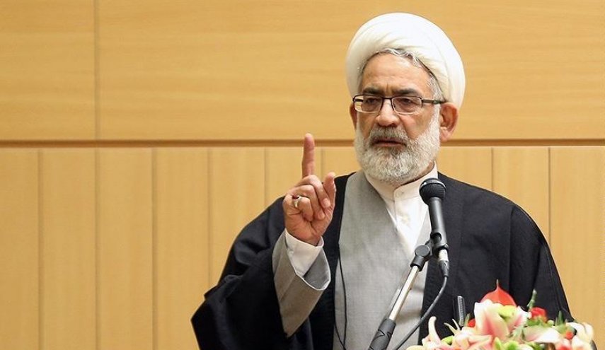فیلترینگ با دستور شخصی انجام نمی‌شود/ آنچه اعلام می‌شود یا دستور قضایی یا دستور کمیته تعیین مصادیق است