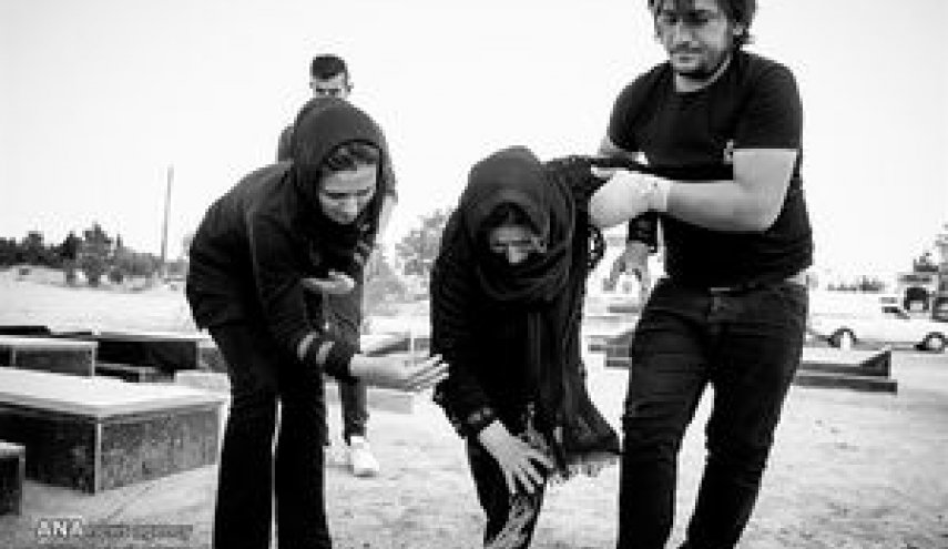 ناگفته های پدر و مادر سیاه پوش آتنا اصلانی