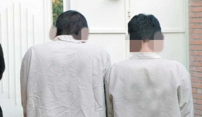 گوینده رادیو در دام دزدان زورگیر

