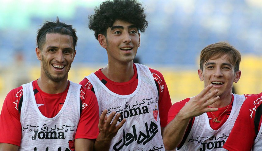 ماجرای تهدید به خودسوزی پدر بازیکن پرسپولیس!
