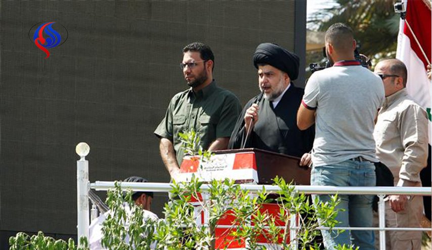 هیأتی از دفتر مقتدا صدر به تظاهر کنندگان بغداد پیوست
