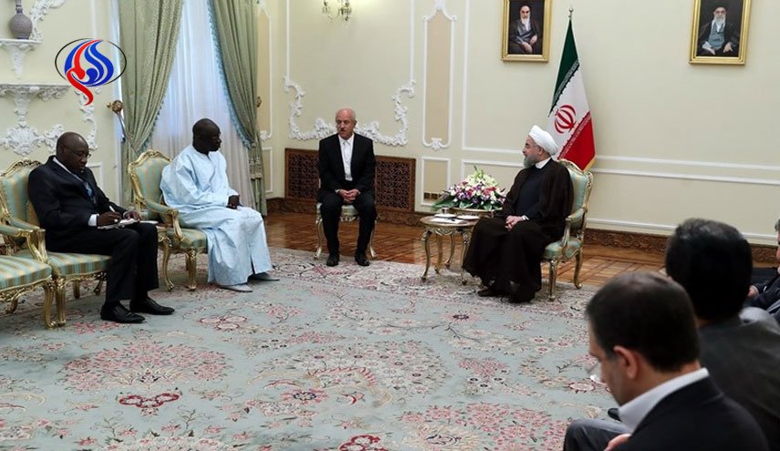 روحانی: مبارزه با تروریسم نیازمند اقدامات فرهنگی است