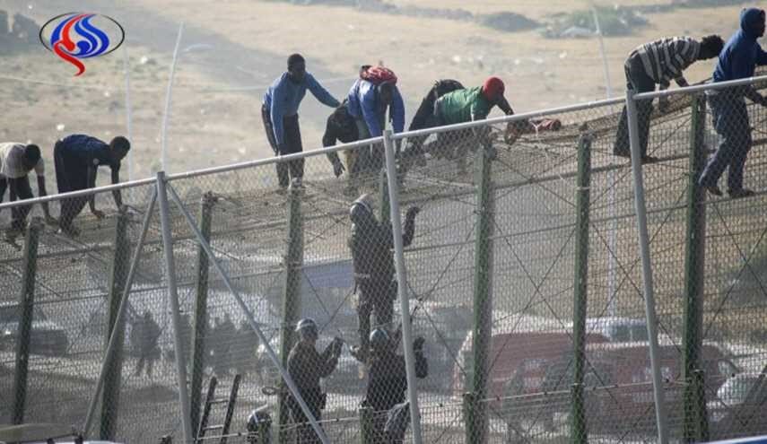 هجوم ده‌ها مهاجر به مرز مغرب و اسپانیا