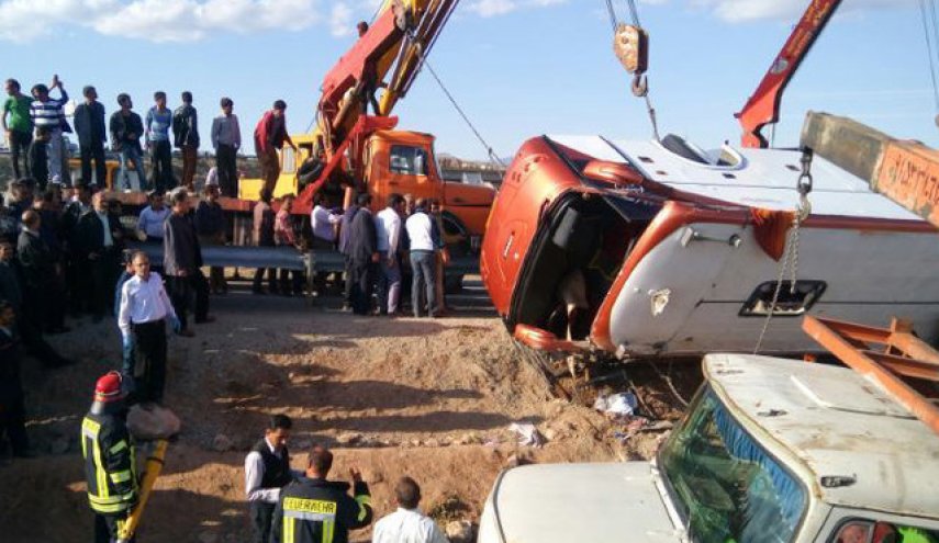قطع عضو و نخاع 4 نفر از مصدومان حادثه اتوبوس دانش‌آموزان
