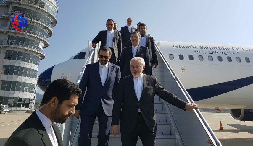 ظریف جهت دیدار با مقامات روسیه وارد سوچی  شد