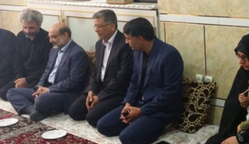 دیدار رئیس سازمان صدا و سیما با خانواده شهید حججی