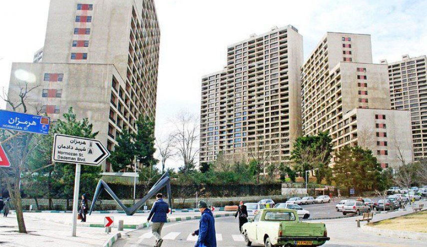 سقوط مرگبار زنی از برجی در شهرک غرب