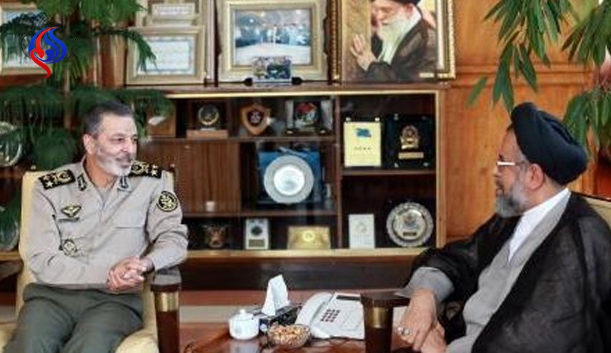 وزیر اطلاعات با فرمانده کل ارتش دیدار کرد