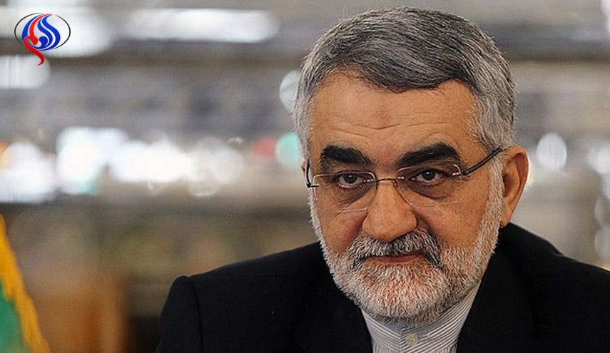 بروجردی: نتایج رفراندوم کردستان عراق مردود است/ بارزانی بازی خطرناکی را شروع کرده است