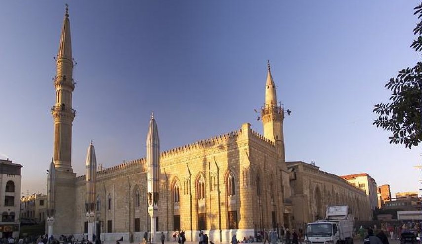 دولت مصر مسجد امام حسین (ع) در قاهره را تعطیل کرد