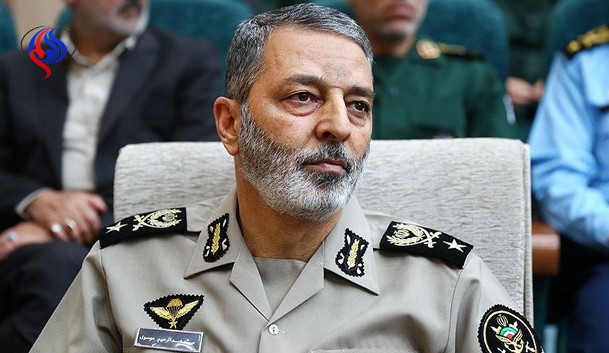 سرلشکر موسوی از منطقه سوم نیروی دریایی ارتش بازدید کرد