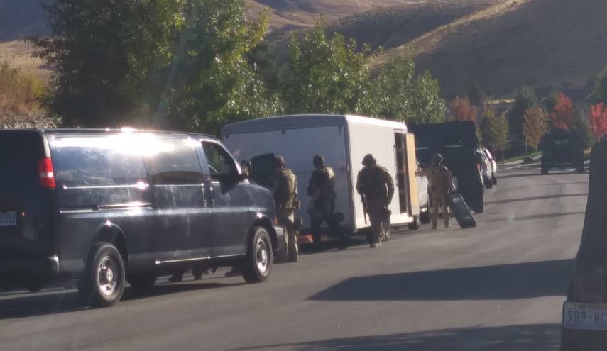 كشف مقادير زيادی سلاح و مهمات از محل سكونت عامل تيراندازی لاس وگاس