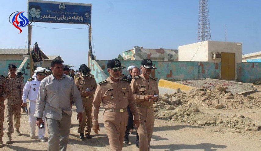 بازدید دریادار سیاری از پایگاه دریایی در نقطه صفر مرزی با پاکستان