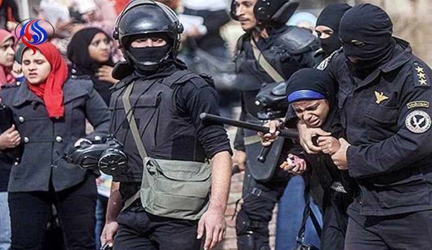 المنامة توجه تهمة القتل لـ 4 بحرينيين.. آثار التعذيب واضحة في صورهم