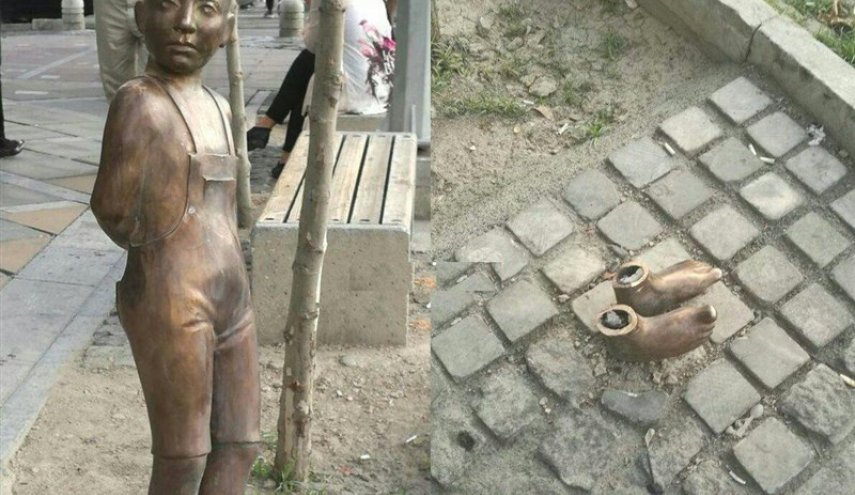 کودک مشهور میدان ونک به سرقت رفت + عکس
