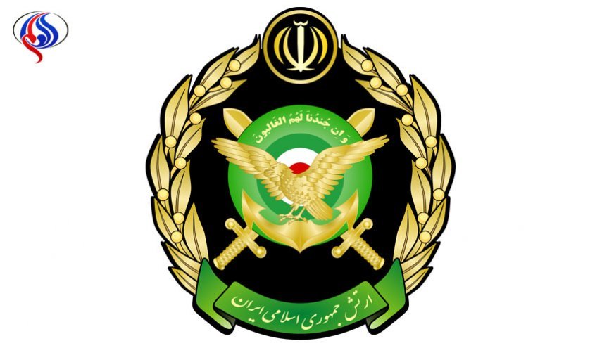 الجيش الايراني يؤكد على وحدة الجيش وحرس الثورة الاسلامية
