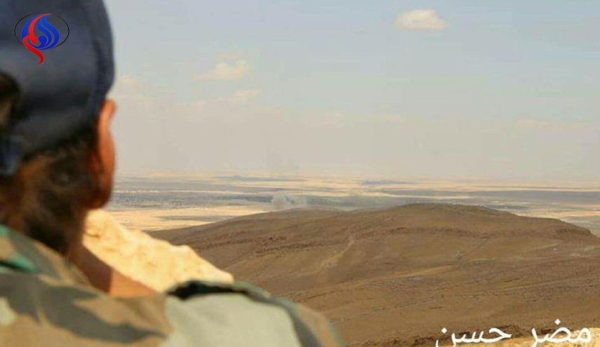 صور.. الجيش يحاصر القريتين بالكامل بعد السيطرة على جميع التلال المحيطة
