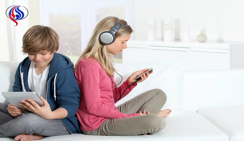 هذا ما تفعله الأجهزة الإلكترونية بالنوم لدى المراهقين