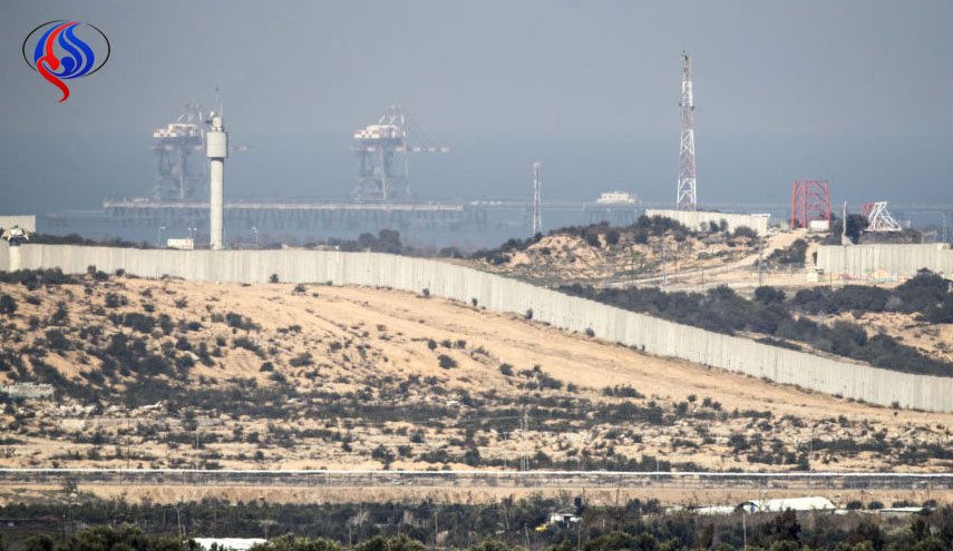 وفد حكومي فلسطيني يتوجه إلى قطاع غزة لتسلم المعابر