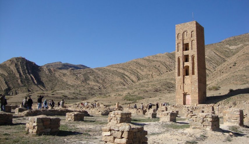 قلعة بني حماد بالجزائر