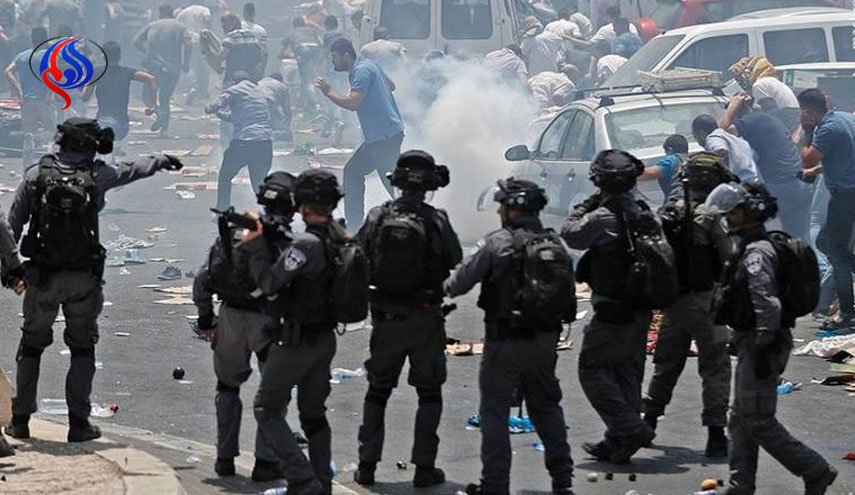 مصدومیت ده ها فلسطینی درحمله صهیونیست ها به الخلیل